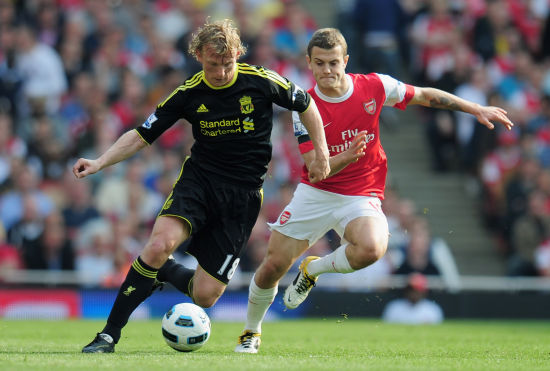 体坛联播｜曼联曼城均遭联赛三连平，巴萨创西超杯赢球纪录