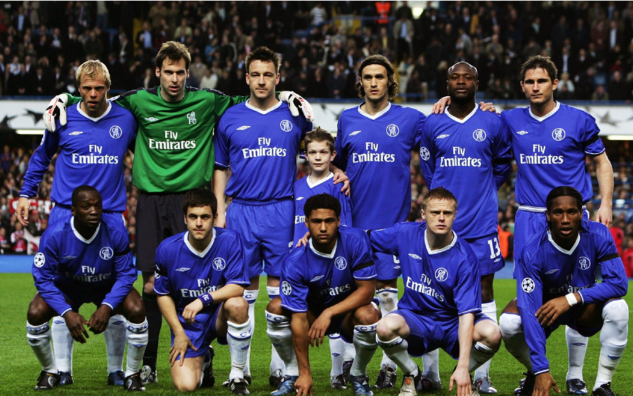 [德甲]科曼左侧落底传中 凯恩轻松头球破门