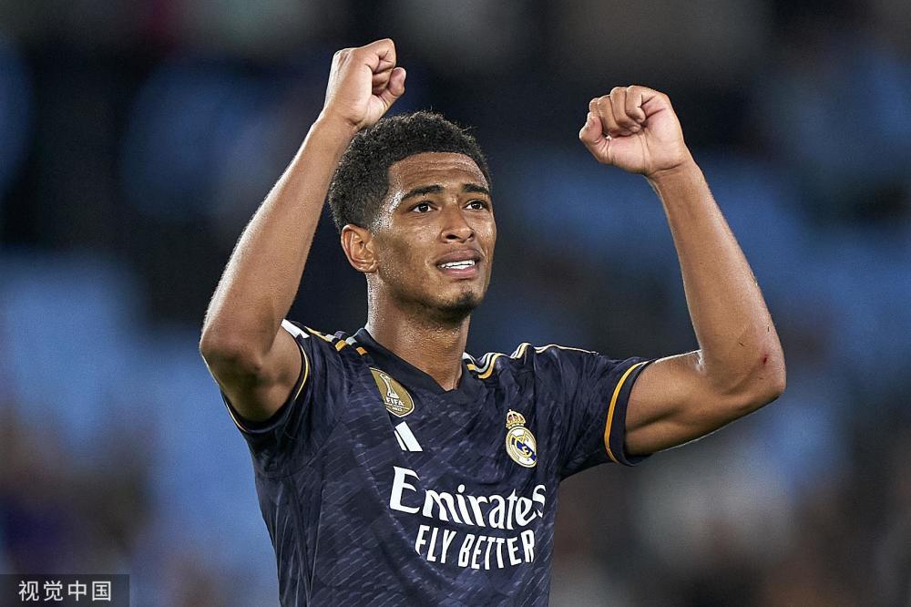 MMO手游《斗罗大陆：史莱克学院》1月31日正式上线！