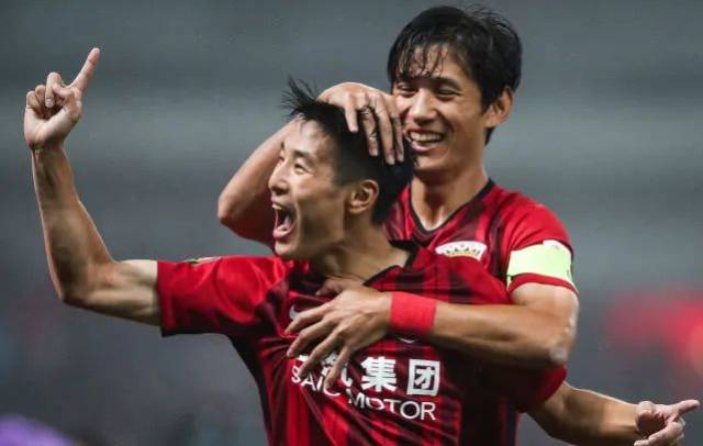 湖人队友有多差？两数据全靠东契奇支撑，替补加起来不如对手一将